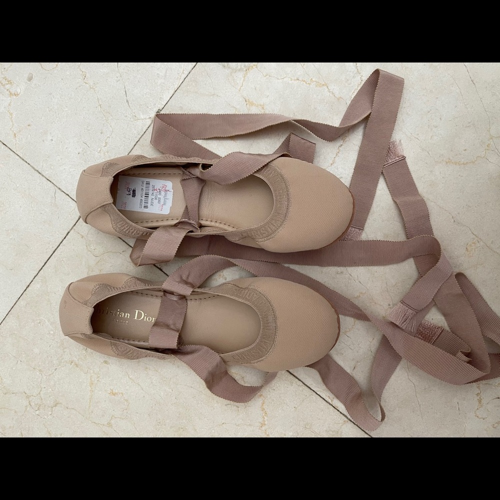 Dior flats